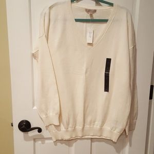 Banana republic cream color sweater